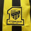 camisa-camiseta-al-ittihad-nike-versao-versao-torcedor-masculina-23-24-home-casa-i-principal-1-romarinho-benzema-amarela-preta-preto-amarelo_4