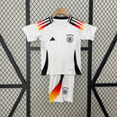 camisa-camiseta-alemanha-selecao-selecao-alema-alema-adidas-versao-versao-torcedor-conjunto-infantil-24-25-home-casa-i-principal-1-branca-branco-amarela-amarelo-preta-preto-vermelha-v_82f9b401-4410-4d10-9b50-4d70982579bf