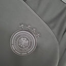 camisa-camiseta-alemanha-selecao-selecao-alema-alema-adidas-versao-versao-torcedor-masculina-2020-away-fora-ii-secundaria-2-branca-branco-amarela-amarelo-preta-preto-vermelha-vermelho_378005cb-c34b-4fec-b18d-69b751928269