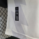 camisa-camiseta-arsenal-adidas-fly-better-emirates-versao-versao-jogador-masculina-23-24-edicao-edicao-especial-branca-branco-vermelho-vermelha-dourada-dourado-ouro_9