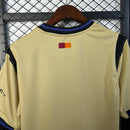 camisa-camiseta-barcelona-kobe-sheath-mamba-mentality-bryant-spotify-versao-torcedor-masculina-25-26-away-fora-ii-secundaria-2-azul-preta-preto-amarela-amarelo-bege_8