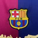 camisa-camiseta-barcelona-nike-spotify-versao-torcedor-masculina-24-25-edicao-especial-travis-scott-grena-azul-vinho_4