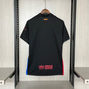 camisa-camiseta-barcelona-nike-spotify-versao-versao-torcedor-masculina-24-25-away-fora-ii-secundaria-2-vermelha-vermelho-azul-preta-preto_3