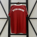 camisa-camiseta-bayern-munchen-adidas-T-com-versao-versao-torcedor-masculina-05-06-home-casa-i-principal-1-retro-retro-vermelha-vermelho-branca-branco_2