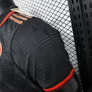 camisa-camiseta-bayern-munchen-adidas-T-versao-versao-jogador-masculina-24-25-edicao-edicao-especial-vermelha-vermelho-preta-preto-bege_4