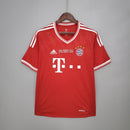 camisa-camiseta-bayern-munchen-adidas-T-versao-versao-torcedor-masculina-12-13-home-casa-i-principal-1-retro-retro-vermelha-vermelho-branca-branco_1