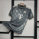 camisa-camiseta-bayern-munchen-adidas-T-versao-versao-torcedor-masculina-24-25-edicao-edicao-especial-oktoberfest-preta-preto-bege-branca-branco_5