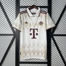 camisa-camiseta-bayern-munchen-adidas-T-versao-versao-torcedor-masculina-25-26-edicao-edicao-especial-vermelha-vermelho-dourada-dourado-bege-branca-branco_1