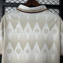camisa-camiseta-bayern-munchen-adidas-T-versao-versao-torcedor-masculina-25-26-edicao-edicao-especial-vermelha-vermelho-dourada-dourado-bege-branca-branco_2