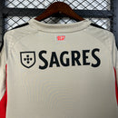 camisa-camiseta-benfica-adidas-emirates-fly-better-sagres-versao-torcedor-masculina-25-26-away-fora-ii-secundaria-2-vermelha-vermelho-bege-preta-preto_8
