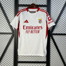 camisa-camiseta-benfica-adidas-emirates-fly-better-sagres-versao-torcedor-masculina-25-26-third-away-fora-iii-terceira-3-vermelha-vermelho-branca-branco-preta-preto_1