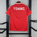 camisa-camiseta-benfica-adidas-emirates-fly-better-versao-torcedor-masculina-26-27-home-casa-i-principal-1-vermelha-vermelho-branca-branco_8