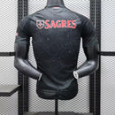 camisa-camiseta-benfica-adidas-emirates-fly-better-versao-versao-jogador-masculina-24-25-away-fora-ii-secundaria-2-vermelha-vermelho-preto-preta_4