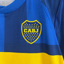 camisa-camiseta-boca-juniors-jrs-jr-betsson-adidas-versao-versao-torcedor-kit-infantil-conjunto-kids-kid-23-24-home-casa-i-principal-1-cavani-edinson-azul-amarela-amarelo_3
