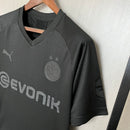 camisa-camiseta-borussia-dortmund-puma-evonik-versao-versao-torcedor-masculina-19-20-comemorativa-110-anos-preta-preto-retro-retro_11