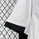 camisa-camiseta-borussia-monchengladbach-puma-reuter-baderileuchten-versao-torcedor-masculina-25-26-home-casa-i-principal-1-preta-preto-branca-branco_5