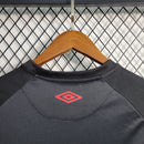 camisa-camiseta-cap-athletico-paranaense-umbro-esportes-da-sorte-versao-versao-torcedor-masculina-23-24-away-fora-ii-secundaria-2-vermelha-preta-vermelho-preto_9