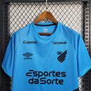 camisa-camiseta-cap-athletico-paranaense-umbro-esportes-da-sorte-versao-versao-torcedor-masculina-23-24-away-third-fora-iii-terceira-3-azul-preto-preta_9