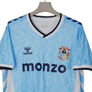camisa-camiseta-coventry-city-hummel-monzo-versao-torcedor-masculina-26-27-home-casa-principal-i-1-azul-branca-branco_8