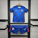 camisa-camiseta-croacia-croacia-selecao-selecao-croata-nike-versao-versao-torcedor-conjunto-infantil-shorts-24-25-away-fora-ii-secundaria-2-vermelha-branca-vermelho-branco-azul_1