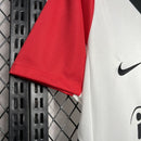 camisa-camiseta-eintratch-frankfurt-nike-indeed-jobs-finden-versao-versao-torcedor-masculina-24-25-home-casa-i-principal-1-vermelha-branco-branca-vermelho-preta-preto_3