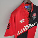 camisa-camiseta-flamengo-umbro-lubrax-versao-torcedor-masculina-1995-comemorativa-100-anos-vermelha-vermelho-preta-preto-retro_6