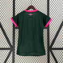 camisa-camiseta-fluminense-umbro-betano-cano-german-versao-versao-torcedor-feminina-23-24-away-fora-iii-terceira-third-3-verde-rosa_10