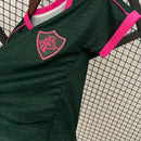 camisa-camiseta-fluminense-umbro-betano-cano-german-versao-versao-torcedor-feminina-23-24-away-fora-iii-terceira-third-3-verde-rosa_5