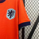 camisa-camiseta-holanda-selecao-selecao-holandesa-nike-versao-versao-torcedor-masculina-24-25-home-casa-i-principal-1-laranja-azul-branca-branco_5