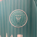 camisa-camiseta-inter-miami-adidas-versao-versao-torcedor-masculina-24-25-third-away-fora-iii-terceira-3-azul-laranja-branca-branco_5