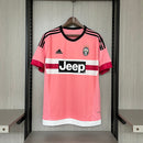 camisa-camiseta-juventus-adidas-jeep-versao-torcedor-masculina-15-16-away-fora-ii-secundaria-2-rosa-preta-preto-branco-branca-retro_1