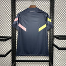 camisa-camiseta-juventus-adidas-versao-torcedor-masculina-24-25-pre-jogo-treino-azul-amarela-amarelo-rosa_6
