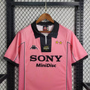 camisa-camiseta-juventus-kappa-sony-minidisc-versao-torcedor-masculina-97-98-away-fora-ii-secundaria-2-rosa-preta-preto-branco-branca-retro_7