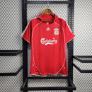 camisa-camiseta-liverpool-adidas-carlsberg-versao-torcedor-masculina-06-07-home-casa-i-principal-1-vermelho-vermelha-branca-branco-amarelo-amarela-retro_1