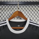camisa-camiseta-liverpool-adidas-standard-chartered-versao-torcedor-masculina-25-26-goleiro-preta-preto-branca-branco_6