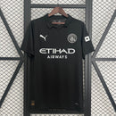 camisa-camiseta-manchester-city-puma-etihad-airways-versao-torcedor-masculina-25-26-away-fora-ii-secundaria-2-azul-branca-branco-preta-preto_1