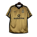 camisa-camiseta-manchester-united-umbro-vodafone-versao-versao-retro-retro-beckham-david-dupla-face-torcedor-masculina-01-02-comemorativa-100-anos-preta-preto-dourado-dourada-branca-b_cf5b4977-d831-4121-93ec-651100026c6b