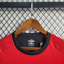 camisa-camiseta-manga-longa-cap-athletico-paranaense-umbro-esportes-da-sorte-versao-versao-torcedor-masculina-23-24-home-casa-i-principal-1-vermelha-preta-vermelho-preto_4