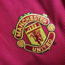 camisa-camiseta-manga-longa-manchester-united-umbro-sharp-versao-versao-retro-retro-david-beckham-torcedor-masculina-98-99-home-casa-i-principal-1-vermelha-preta-vermelho-preto_3