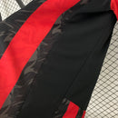 camisa-camiseta-milan-puma-emirates-fly-better-versao-torcedor-masculina-25-26-home-casa-i-principal-1-vermelha-vermelho-preta-preto_8