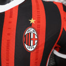camisa-camiseta-milan-puma-emirates-fly-better-versao-versao-jogador-masculina-24-25-home-casa-i-principal-1-vermelha-preta-branca-vermelho-preto-branco_2