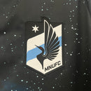 camisa-camiseta-minnesota-adidas-versao-versao-torcedor-masculina-24-25-home-casa-i-principal-1-preta-preto-azul-branco-branca_3
