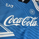 camisa-camiseta-napoli-ea7-coca-cola-versao-versao-torcedor-masculina-24-25-edicao-edicao-especial-branca-branco-preta-preto-azul-cinza_5