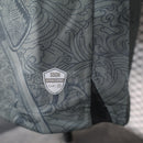 camisa-camiseta-napoli-ea7-msc-versao-versao-jogador-masculina-24-25-third-away-fora-iii-3-terceira-branca-branco-preta-preto-azul-cinza_2