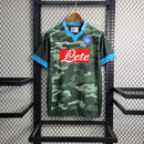camisa-camiseta-napoli-macron-lete-versao-versao-torcedor-masculina-13-14-away-fora-ii-2-secundaria-branca-branco-azul-verde-camuflada-camuflado-retro-retro_1