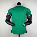 camisa-camiseta-newcastle-united-castore-sela-versao-versao-jogador-masculina-23-24-away-fora-ii-secundaria-2-preta-branca-preto-branco-verde_4
