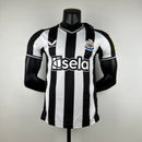 camisa-camiseta-newcastle-united-castore-sela-versao-versao-jogador-masculina-23-24-home-casa-i-principal-1-preta-branca-preto-branco_1