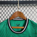 camisa-camiseta-newcastle-united-castore-sela-versao-versao-torcedor-conjunto-infantil-shorts-23-24-away-fora-ii-secundaria-2-preta-branca-preto-branco-verde_11