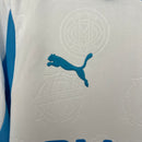 camisa-camiseta-olympique-de-marseille-puma-cma-cgm-versao-torcedor-masculina-25-26-home-casa-i-principal-1-branca-branco-azul_4