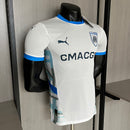 camisa-camiseta-olympique-marseille-puma-cmacgm-versao-versao-jogador-masculina-24-25-home-casa-i-principal-1-azul-branca-branco_7